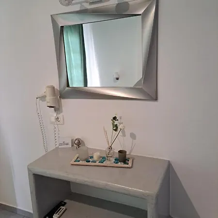 Irineos Appartement *