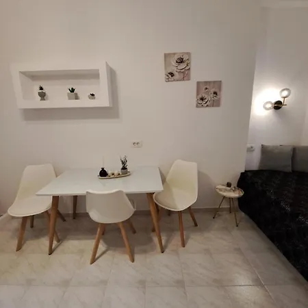Appartamento Irineos *